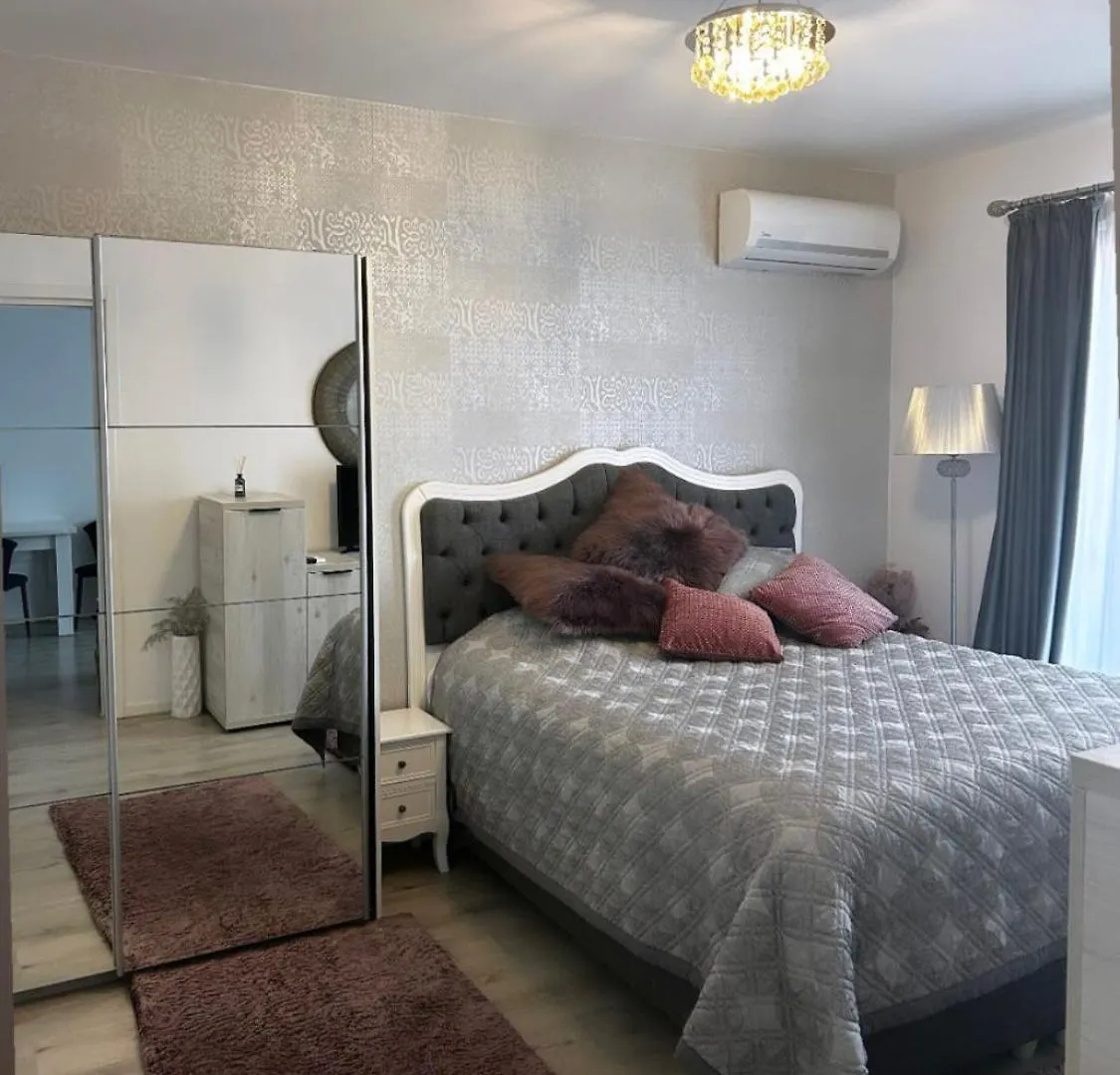 H Pipera Lake Voluntari Apartment